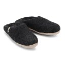 slip on simple Black