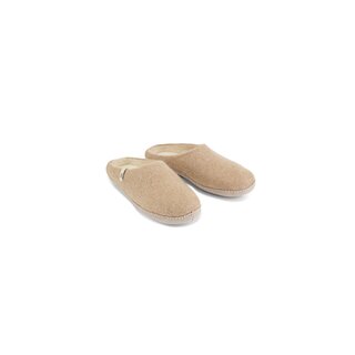 slip on simple Beige